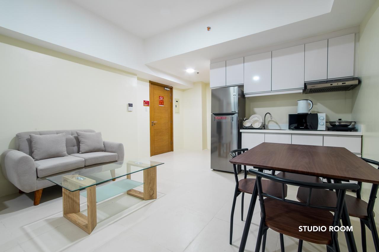 ZEN Home at Icon Plaza BGC  Taguig Esterno foto