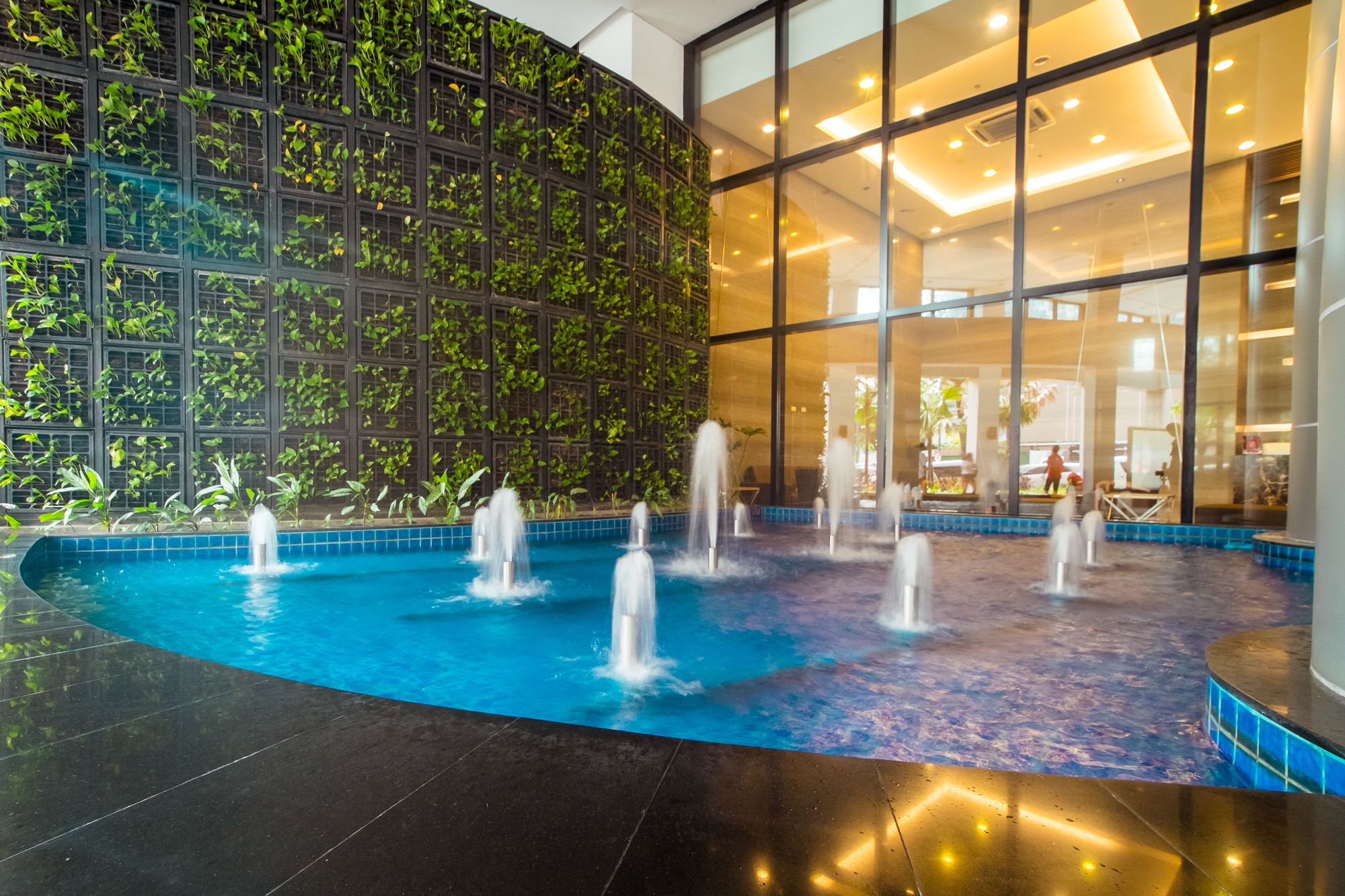 ZEN Home at Icon Plaza BGC  Taguig Esterno foto